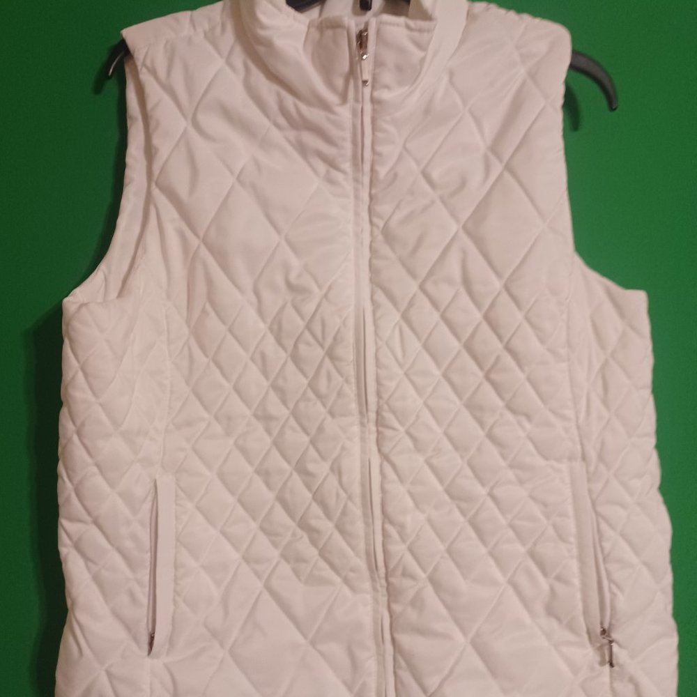 White vest